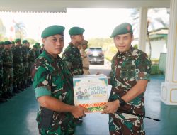 ‎Bagikan Bingkisan Idul Fitri Dan pimpin Apel Pemberangkatan Cuti Danrem 121/Abw Tekankan Para pPrajruit Dan PNS Agar Selalu Jaga Faktor Keamanan Hindari Pelanggaran