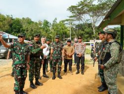 Pastikan Kedaulatan RI Di Garis Depan Pangdam XII/Tpr Tinjau PLB Temajuk