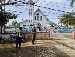 Anggota Koramil 01/Sambas Laksanakan Pengamanan Ibadah Misa Jumat Agung