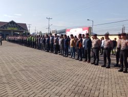 Anggota Kodim 1208/Sambas Hadiri Apel Pengamanan Kegiatan Seminar Dai Internasional Di Kabupaten Sambas
