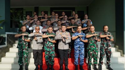 Danrem 121/Abw Turut Dampingi Pangdam XII/Tpr Terima Kunjungan Siswa Sespimti Polri Dikreg Ke-35 Tahun 2026 Di Wilayah Kodam XII/Tpr
