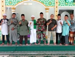 Danramil 05/Pemangkat Jalin Silaturahmi Bersama Tokoh Agama Melalui Safari Sholat Jumat
