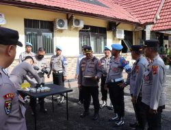 Puluhan Personel Polres Melawi Jalani Tes Urine Propam Polda Kalbar Lakukan Pemeriksaan Disiplin