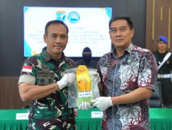 Gagalkan Penyelundupan 1.659 Butir Ekstasi Di Perbatasan Danrem 121/Abw Serahkan Pelaku Dan Barang Bukti Ke BNNP Kalbar