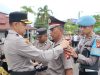 Berikan Penghargaan Polres Ketapang Gelar Upacara Kenaikan Pangkat Kepada Dua Personil