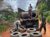 Satgas TMMD Ke-128 Kodim 1204/Sanggau Laksanakan Dropping Material Gorong-Gorong Di Titik Pembangunan