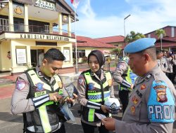 Polres Ketapang Laksanakan Gaktiplin Usai Apel Pagi, Wakapolres Tekankan Disiplin Personel
