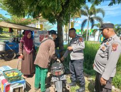 Satuan Binmas Polres Ketapang Laksanakan Kegiatan Preemtif Himbauan Kamtibmas Di Daerah Rawan Curanmor Di Kecamatan Delta Pawan
