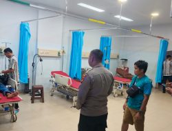 Aksi Cepat Polisi Dan Masyarakat Evakuasi Korban Kecelakaan