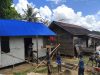Rumah  Malenius Kajra Di Dusun Ongkok Masuki Tahap Plester Dinding Oleh Satgas TMMD Ke-128 Kodim 1204/Sanggau