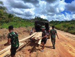 TMMD Ke-128 Kodim 1204/Sanggau Material Jembatan Semayang–Ongkok Rampung Didistribusikan Pembangunan Siap Dimulai