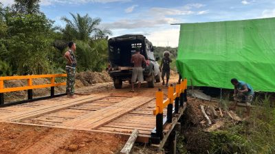 Pembangunan Jembatan Penghubung Semayang–Ongkok Selesai Dikerjakan Satgas TMMD Ke-128 Kodim 1204/Sanggau