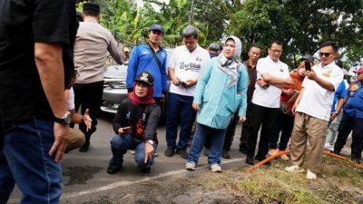 Wali Kota Jakbar Monitor Kerja Bakti di RW 07 Meruya Selatan   