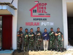 Pastikan Pembangunan Lancar Dandim 1209/Bengkayang Dampingi Danrem 121/Abw Tinjau Pembangunan KDKMP