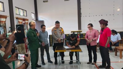Kapolsek Manis Mata Hadiri Penyuluhan Bahaya Narkoba Ajak Masyarakat Perangi Peredaran Narkoba Bersama