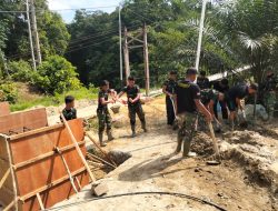 Pembangunan Jembatan Gantung Yang Berada Di Wilayah Kodim 1209/Bengkayang Memang Masyarakat Sangat Membutuhkannya