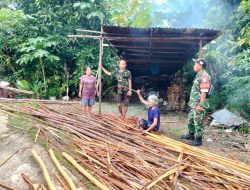 Guna Mencegah Terjadinya Bencana Alam Babinsa Batang Lupar Berikan Himbauan Larangan Menebang Hutan Secara Sembarangan