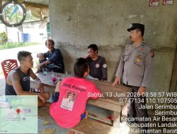Seru Dan Efektif Polsek Air Besar Ubah Warung Warga Jadi Posko Kamtibmas Dadakan
