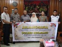 Sentuhan Penghormatan Di Hari Bhayangkara Ke-80, Polres Ketapang Sambangi Purnawirawan Dan Warakawuri