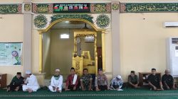 Momen Peringatan 1 Muharram 1448 H Babinsa Koramil 1206-13/Bunut Hulu Hadiri Doa Bersama Di Desa Binaan