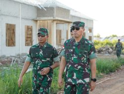 Pangdam XII/Tpr Cek Pembangunan Batalyon TP 882/Hulubalang