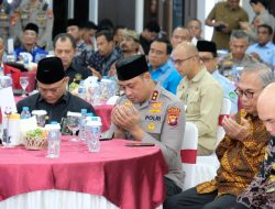 Wujudkan Spirit Polri Untuk Masyarakat Polda Kalbar Rajut Kebersamaan Lewat Doa Lintas Agama