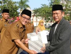 Bupati Cecep Nurul Yakin Serahkan Hibah Strategis, Perkuat Layanan Publik dan Infrastruktur Kesehatan di Kabupaten Tasikmalaya