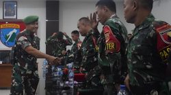Purna Tugas Pamtas RI-Malaysia Dankolakopsrem 121/ABW Berikan Apresiasi Dan Penghargaan Kepada Prajurit