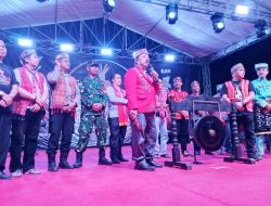 Kodim 1204/Sanggau Hadiri Penutupan Gawai Dayak Nosu Minu Podi XXII Kabupaten Sanggau 2026