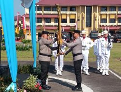 Farewell and Welcome Parade Kapolda Kalbar Irjen Pol. Alberd Teddy Benhard Sianipar Resmi Lanjutkan Kepemimpinan