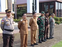 Pasi Ops Kodim 1206/Putussibau Bersama Personel Ikuti Apel Kesiapan Pengamanan Pilkades Serentak 2026 Di Mapolres Kapuas Hulu