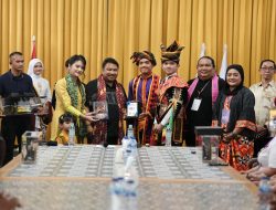 BUPATI SUBANG SAMBUT DELEGASI MANCANEGARA PADA WEST JAVA INTERNATIONAL FUN FOLK FESTIVAL, DORONG KOLABORASI BUDAYA DAN PARIWISATA