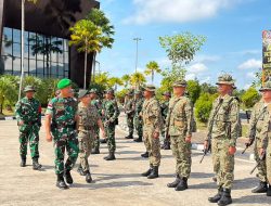Kasrem 121/Abw Selaku Wadan Kolakopsrem 121/Abw Resmi Membuka Patroli Terkoordinasi (Patkor) Seri 1 Satgas Pamtas RI-Malaysia Yonarmed 13/Nanggala Dan 11 RAMD (Rejimen Askar Melayu Diraja