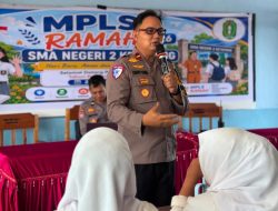 Cegah Penyalahgunaan Narkoba Dan Kenakalan Remaja Polsek Benua Kayong Sosialisasi Kepada Peserta MPLS SMAN 2 Benua Kayong