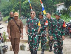 Kadus Semanas Dampingi Tim Wasev Itdam XII/Tpr Tinjau Sasaran Fisik TMMD ke-129 Kodim 1208/Sambas