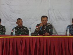 Danrem 121/Abw Berikan Tali Asih Kepada Masyarakat Desa Ulak Pauk Wujud Kepedulian TNI Dalam TMMD Regtas Ke-129