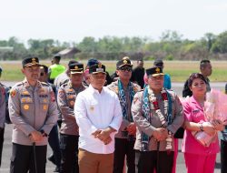 Bersama Forkopimda Kapolres Ketapang Sambut Kedatangan Kapolda Kalbar Di Bumi Ale-Ale Kabupaten Ketapang