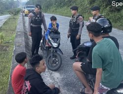 Patroli Satsamapta Polres Landak Edukasi Remaja Cegah Balap Liar Untuk Ciptakan Situasi Tetap Kondusif