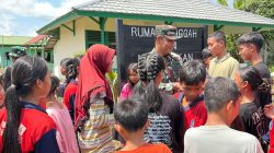 Danrem 121/Abw Berikan Motivasi Kepada Anak-Anak Rumah Singgah Di Perbatasan RI-Malaysia