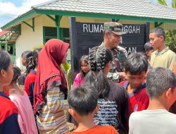 Danrem 121/Abw Berikan Motivasi Kepada Anak-Anak Rumah Singgah Di Perbatasan RI-Malaysia