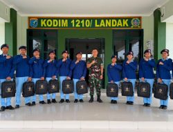Tanamkan Semangat Generasi Muda Dandim 1210/Landak Berikan Motivasi Kepada Siswa SMA Taruna Pontianak