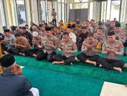 Polres Sambas Dan Polsek Jajaran Menggelar Doa Bersama Memohon Datangnya Hujan Serta Perlindungan Dari Karhutla