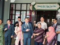 Jalin Sinergi Dan Kehangatan Dandim 1206/Putussibau Bersama Bupati Dan Forkopimda Sambangi Kediaman Wakil Bupati Kapuas Hulu
