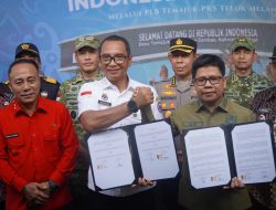 Dandim 1208/Sbs Dan Danrem 121/Abw Bersama Forkopimda Sambas Dampingi Sekretaris BNPP RI Reaktivasi PLB Temajuk – Teluk Melano
