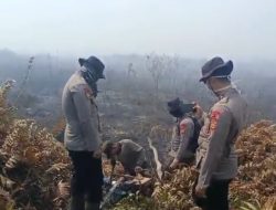 Atasi Keterbatasan Sumber Air Polri Bangun Sumur Bor Untuk Dukung Penanganan Karhutla Di Matan Hilir Utara