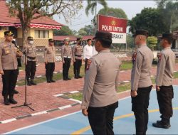 Kapolres Melawi Berikan Piagam Penghargaan Kepada Personel