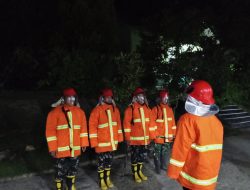 Koramil 1204-17/Nanga Taman Bersama Yonif TP 538 Padamkan Titik Api Dan Intensifkan Patroli Pencegahan Karhutla