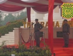 Kajati Kalbar Pimpin Upacara Hari Lahir Kejaksaan RI Ke-81 Teguhkan Komitmen Kembalikan Kepercayaan Publik