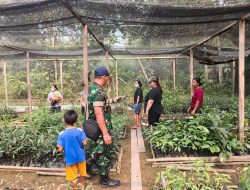 Dekati Kaum Ibu Tim Penyuluhan Karhutla Mabes TNI Sosialisasikan Pencegahan Karhutla Di Kebun Sangga Bumi Lestari