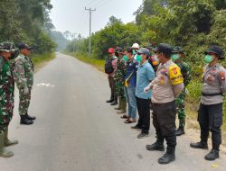 TNI-Polri Dan Masyarakat Bersatu Jaga Kebersihan Lingkungan Sungai Kantuk Asam